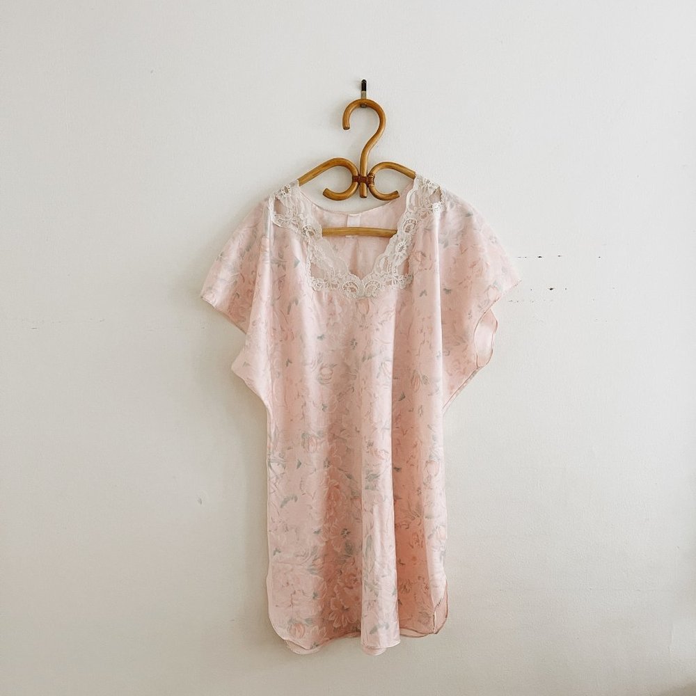 Vintage 1980's Pink Floral Satin Slip